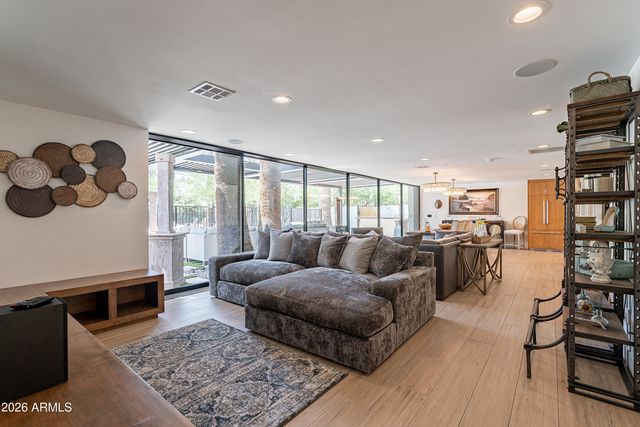 4351 N 36TH Street 4, Phoenix, AZ 85018