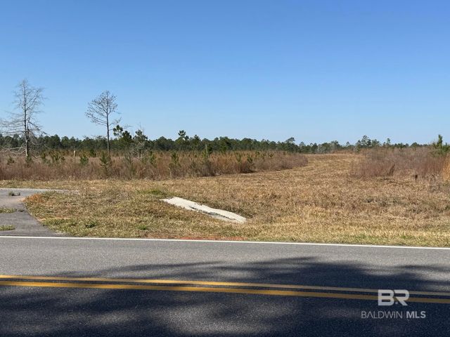 8 County Road 64, Robertsdale, AL 36567