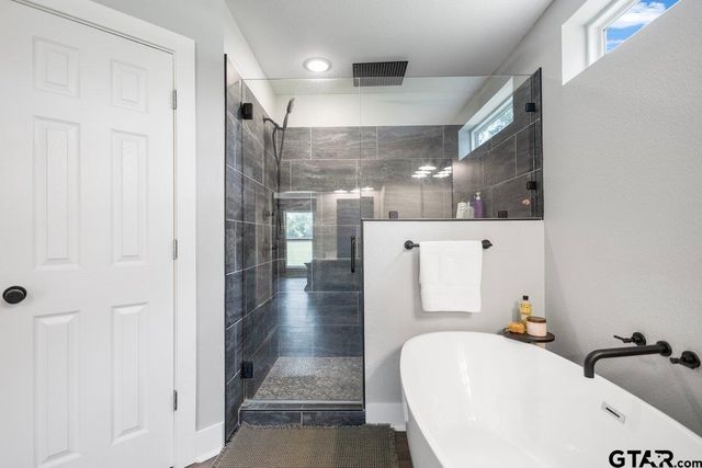 704 W Ross, Troup, TX 75789