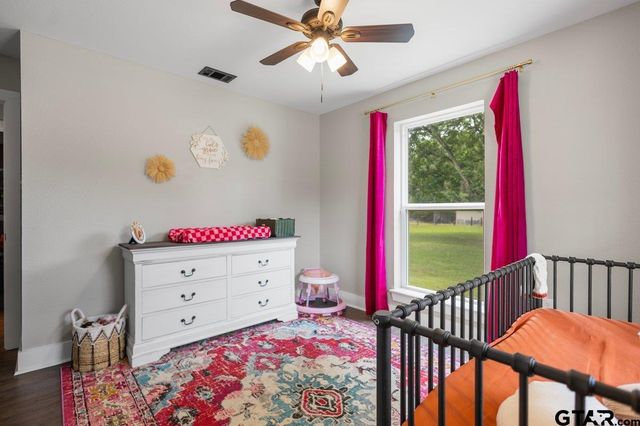 704 W Ross, Troup, TX 75789