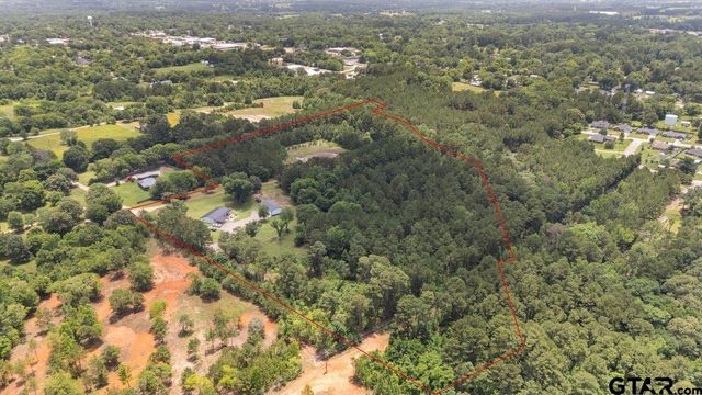 704 W Ross, Troup, TX 75789