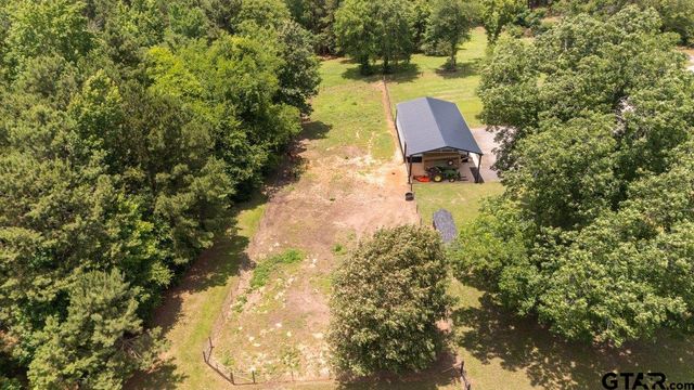 704 W Ross, Troup, TX 75789