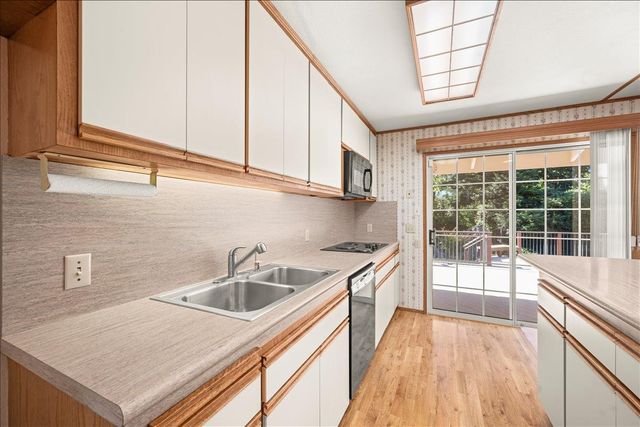 5137 Mississippi Bar Dr, Orangevale, CA 95662