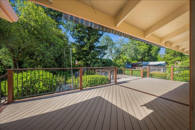 5137 Mississippi Bar Dr, Orangevale, CA 95662
