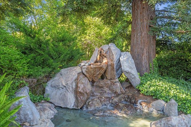 5137 Mississippi Bar Dr, Orangevale, CA 95662