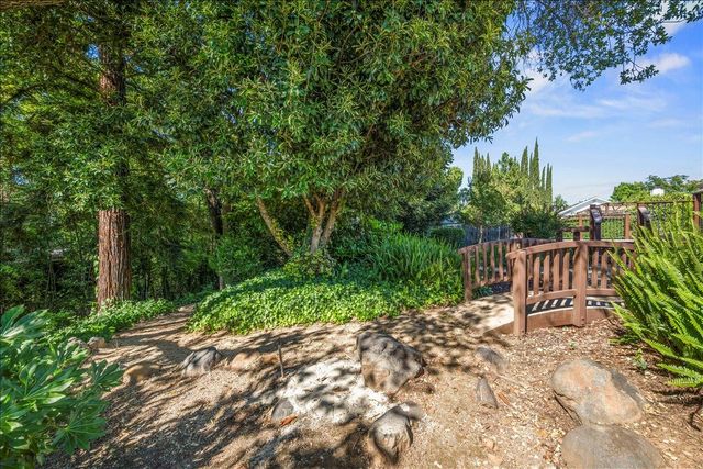 5137 Mississippi Bar Dr, Orangevale, CA 95662