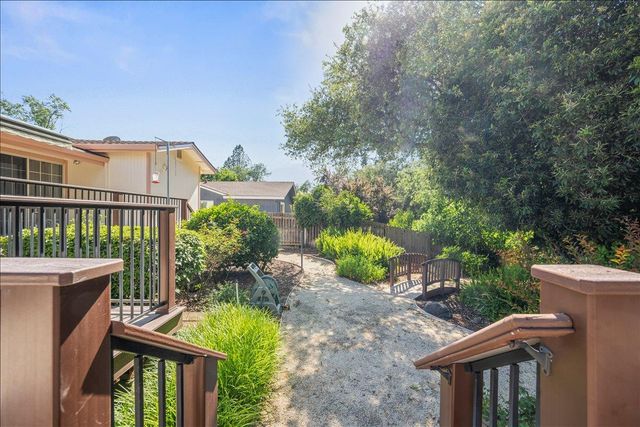 5137 Mississippi Bar Dr, Orangevale, CA 95662