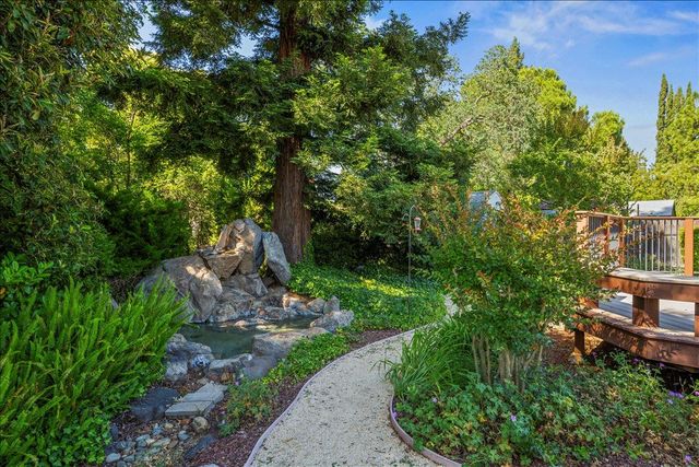 5137 Mississippi Bar Dr, Orangevale, CA 95662