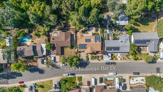 5137 Mississippi Bar Dr, Orangevale, CA 95662