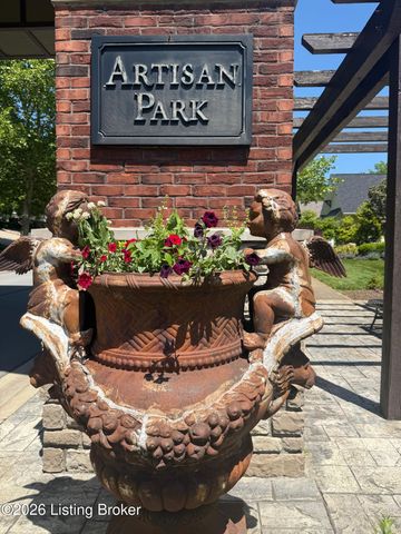 1004 Artisan Pkwy, La Grange, KY 40031