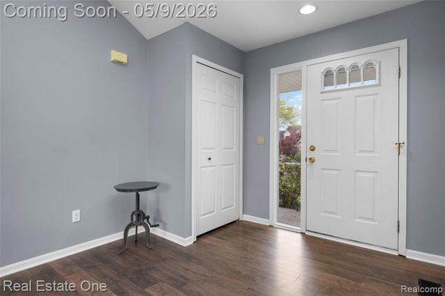 16222 Pine Lake Forest Court, Linden, MI 48451
