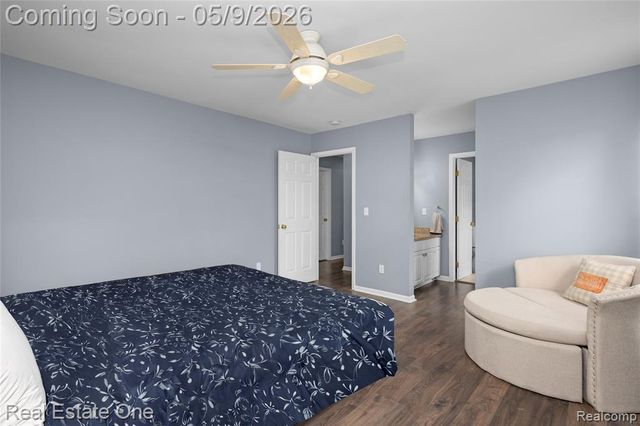 16222 Pine Lake Forest Court, Linden, MI 48451