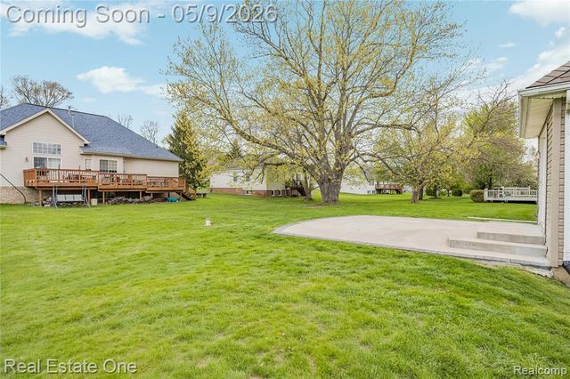 16222 Pine Lake Forest Court, Linden, MI 48451