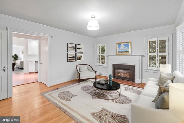 3521 8TH ST S, Arlington, VA 22204
