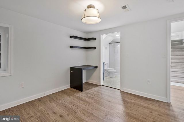 3521 8TH ST S, Arlington, VA 22204