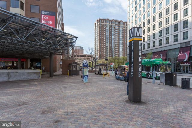 3521 8TH ST S, Arlington, VA 22204