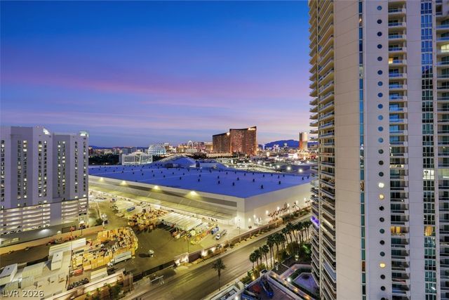 2857 Paradise Road 2006, Las Vegas, NV 89109