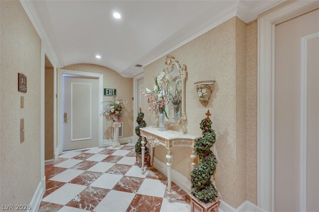 2857 Paradise Road 2006, Las Vegas, NV 89109