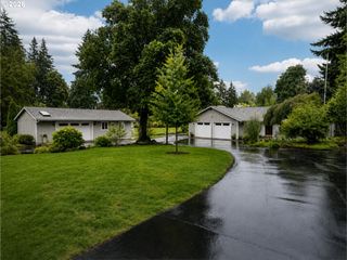 1312 Se NANCY Rd, Vancouver, WA 98664