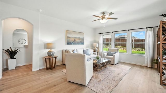 412 Epiphany Lane, Lavon, TX 75166