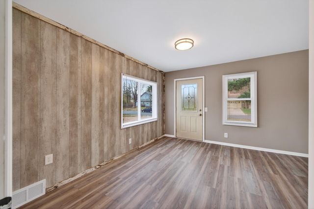 3823 Midland Avenue, White Bear Lake, MN 55110