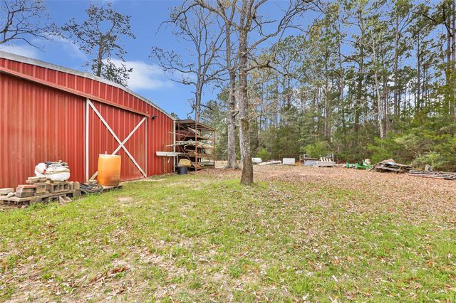 17659 E Fm 1097 Road, Willis, TX 77378