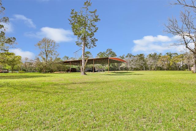 17659 E Fm 1097 Road, Willis, TX 77378