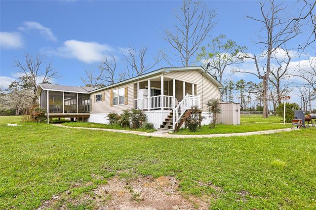 17659 E Fm 1097 Road, Willis, TX 77378