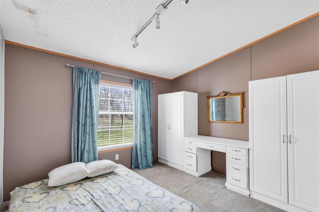 17659 E Fm 1097 Road, Willis, TX 77378