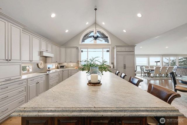 3135 Oak Bay Road, Port Hadlock, WA 98339