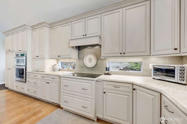 3135 Oak Bay Road, Port Hadlock, WA 98339