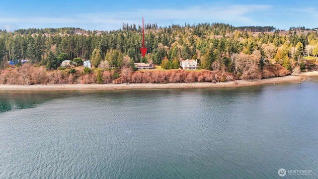 3135 Oak Bay Road, Port Hadlock, WA 98339