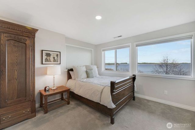 3135 Oak Bay Road, Port Hadlock, WA 98339