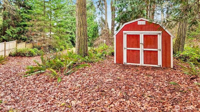 3135 Oak Bay Road, Port Hadlock, WA 98339