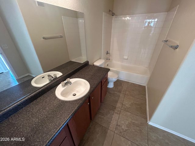 1941 S PIERPONT Drive 1038, Mesa, AZ 85206