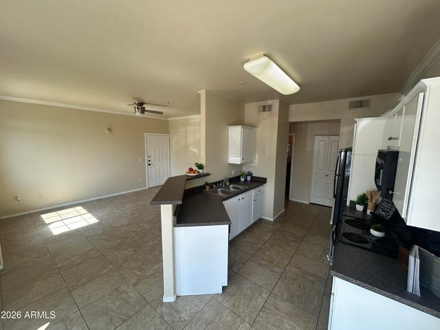 1941 S PIERPONT Drive 1038, Mesa, AZ 85206