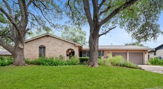6207 Sun Dial St, Leon Valley, TX 78238