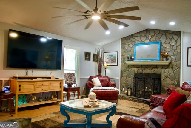 17 Wedgefield Court, Mcdonough, GA 30252