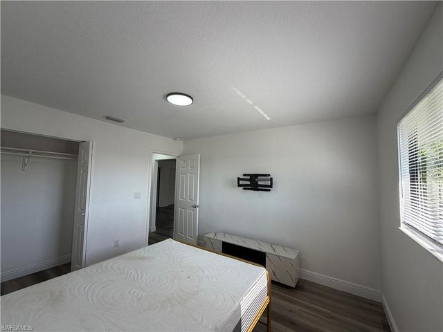 2811 SE 15th PL 203, Cape Coral, FL 33904