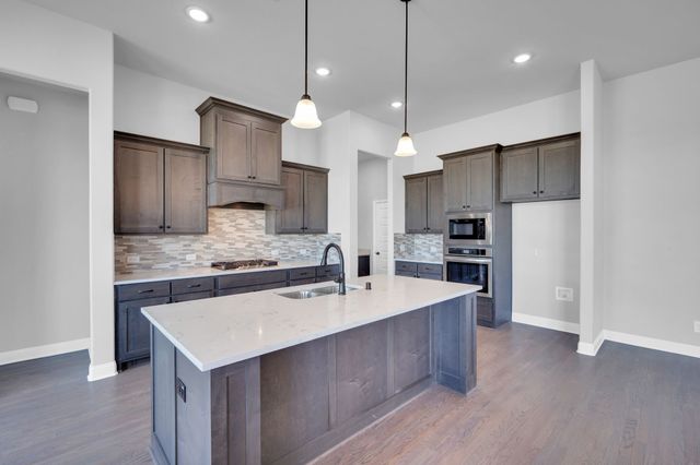 128 Lila Lake Drive, Waxahachie, TX 75165