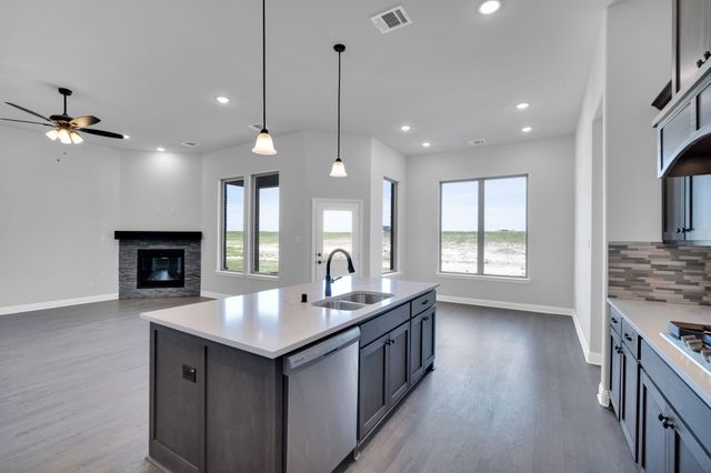 128 Lila Lake Drive, Waxahachie, TX 75165