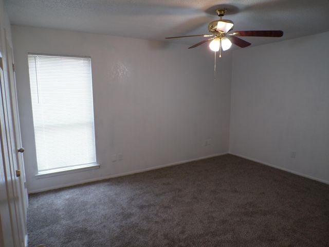 5916 14th Street, Lubbock, TX 79416