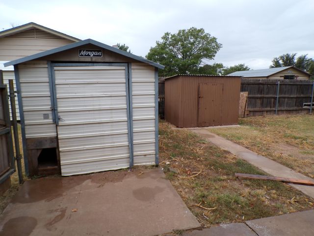 5916 14th Street, Lubbock, TX 79416