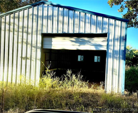 20 Lakeside, Eufaula, OK 74432