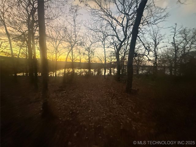 20 Lakeside, Eufaula, OK 74432