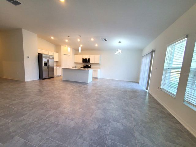 1124 TYLER LOOP, Winter Haven, FL 33884