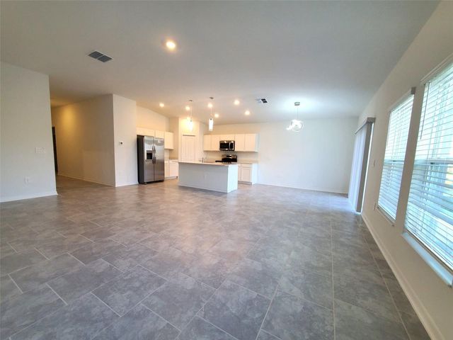 1124 TYLER LOOP, Winter Haven, FL 33884
