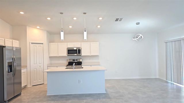 1124 TYLER LOOP, Winter Haven, FL 33884