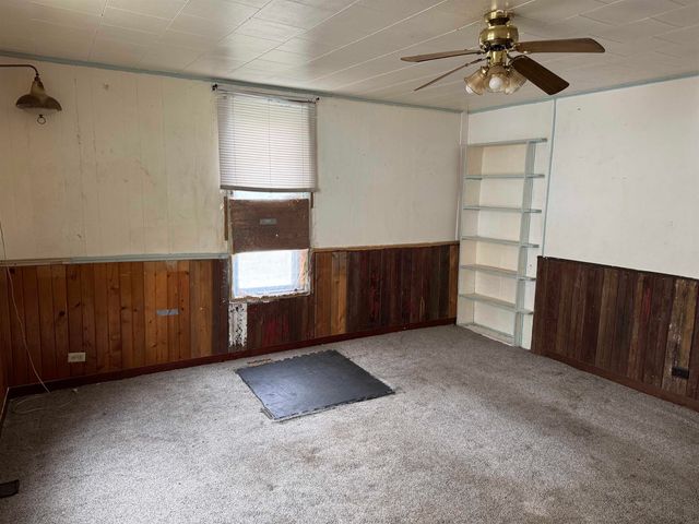 107 NW 7 Avenue, Oelwein, IA 50662