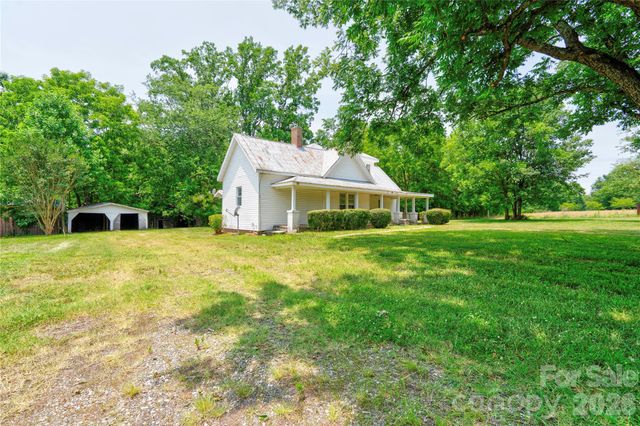1813 Saint Marks Church Road, Crouse, NC 28033